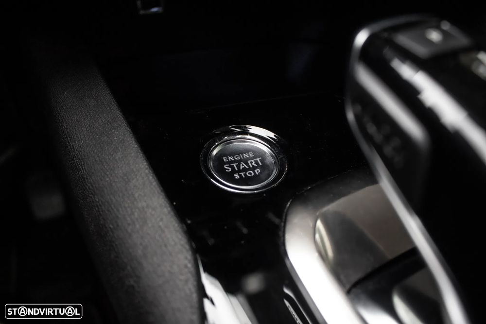 Peugeot 3008 1.5 BlueHDi Allure EAT8 - 22