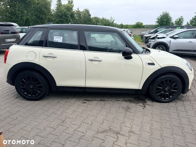 MINI Cooper Seven Chili - 3