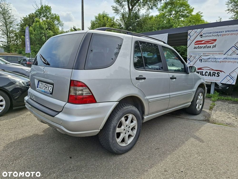 Mercedes-Benz ML 320 - 11