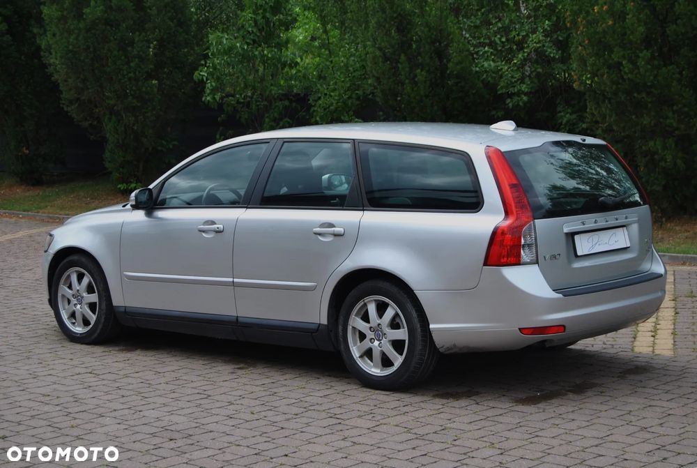 Volvo V50 1.6D Momentum - 4
