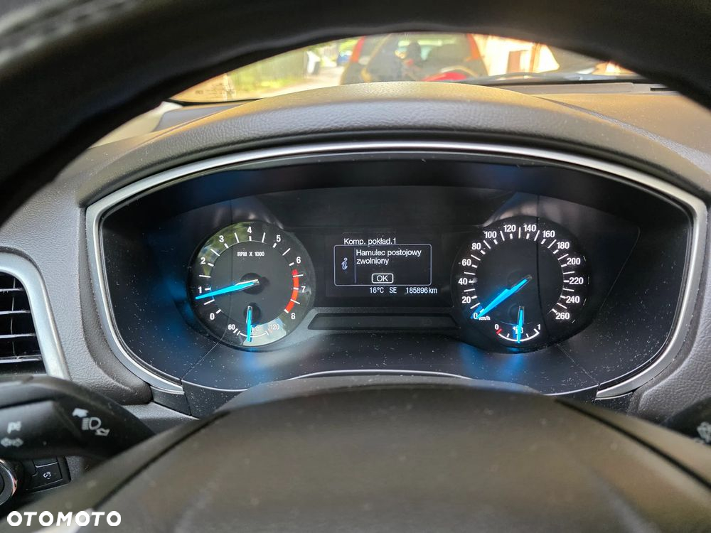Ford Mondeo 1.5 EcoBoost Ambiente - 14