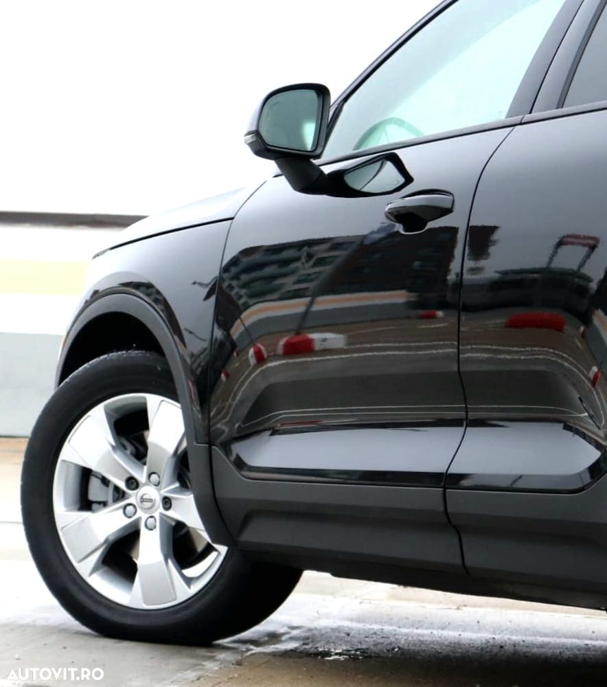 Volvo XC 40 D3 AWD Momentum Pro - 37