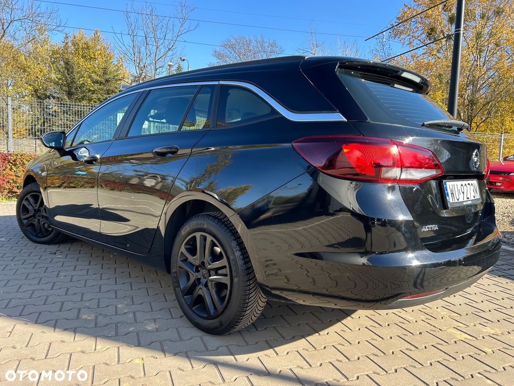 Opel Astra - 11