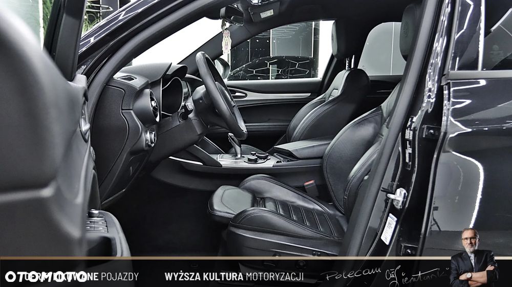 Alfa Romeo Stelvio 2.0 Turbo Executive Q4 - 14