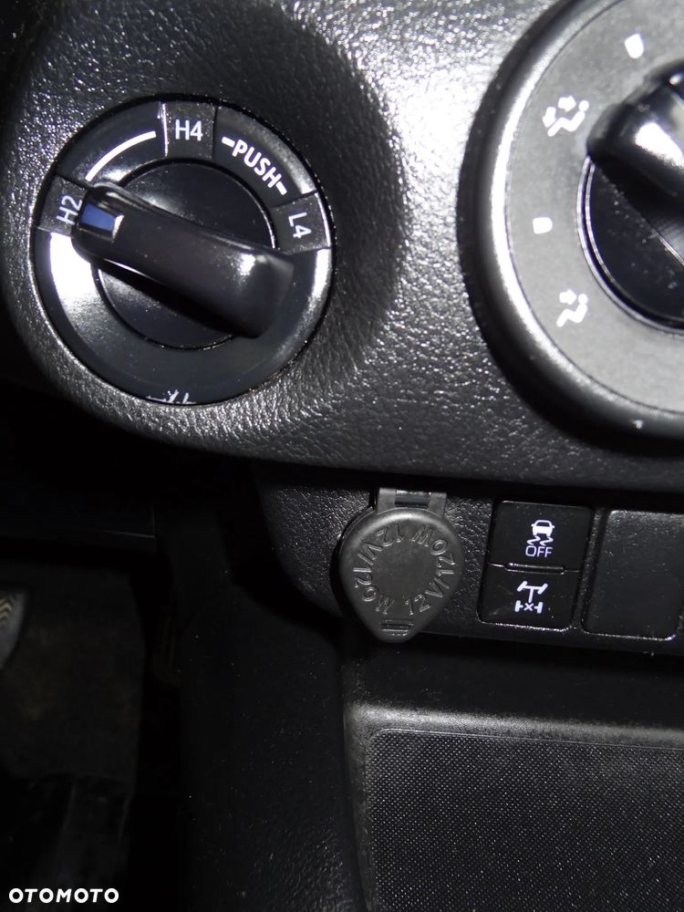 Toyota Hilux 2.4 D-4D Single Cab DLX 4x4 - 7