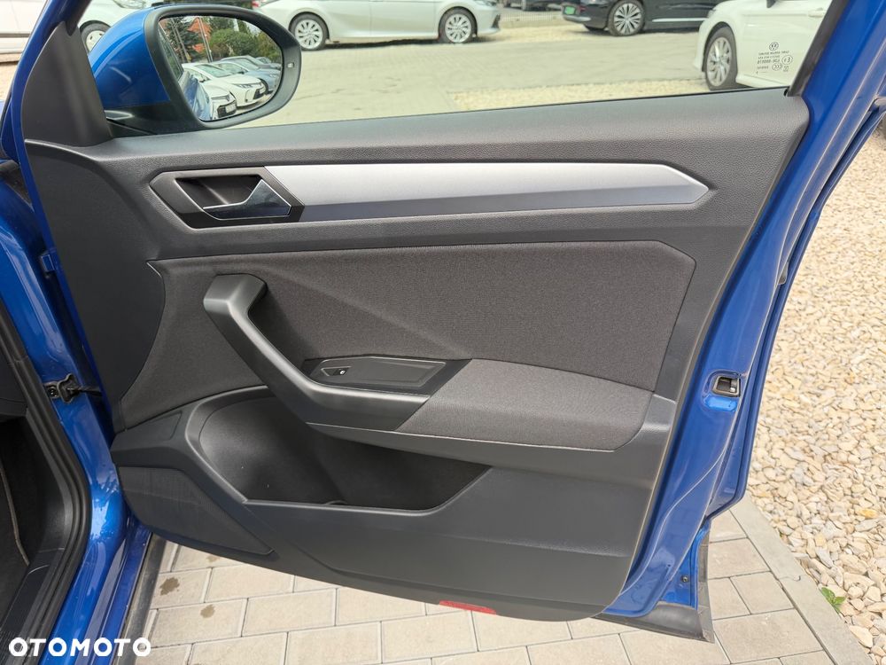 Volkswagen T-Roc 1.5 TSI Life - 30
