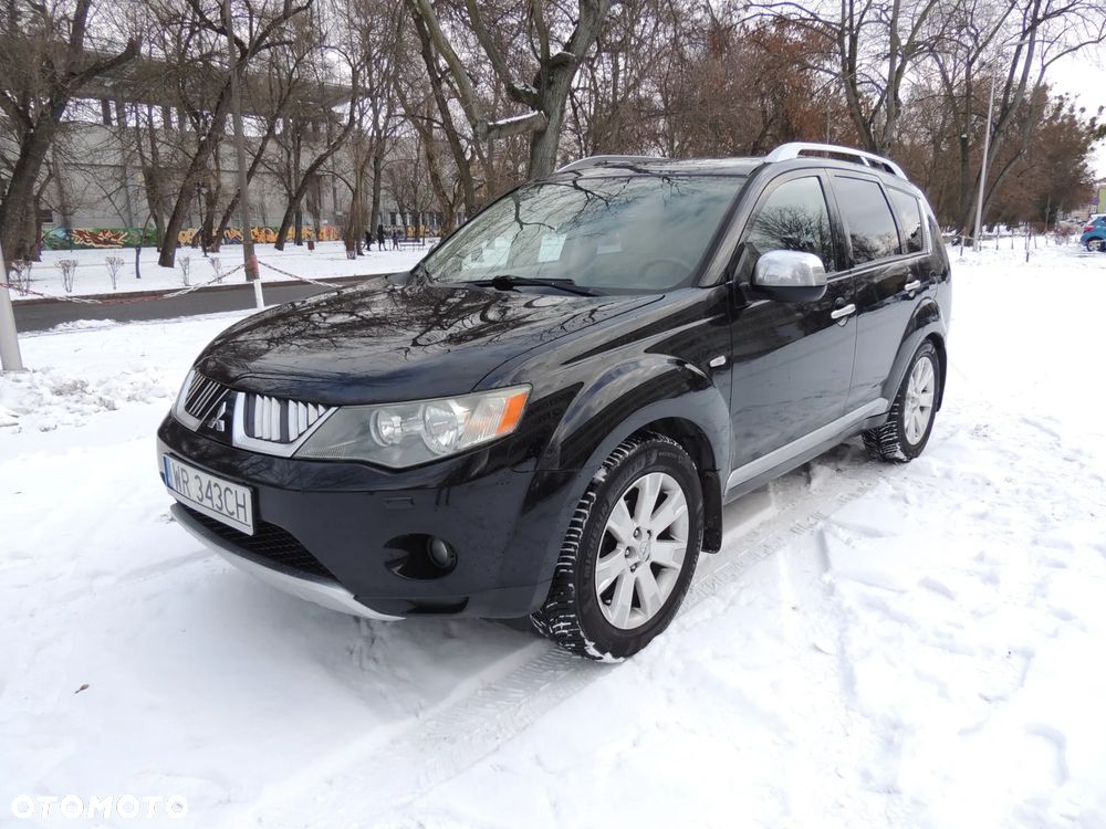 Mitsubishi Outlander 2.0 DID Instyle NAVI - 1