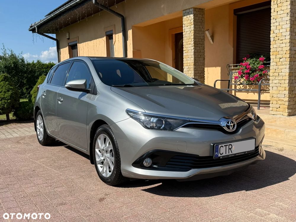 Toyota Auris - 8