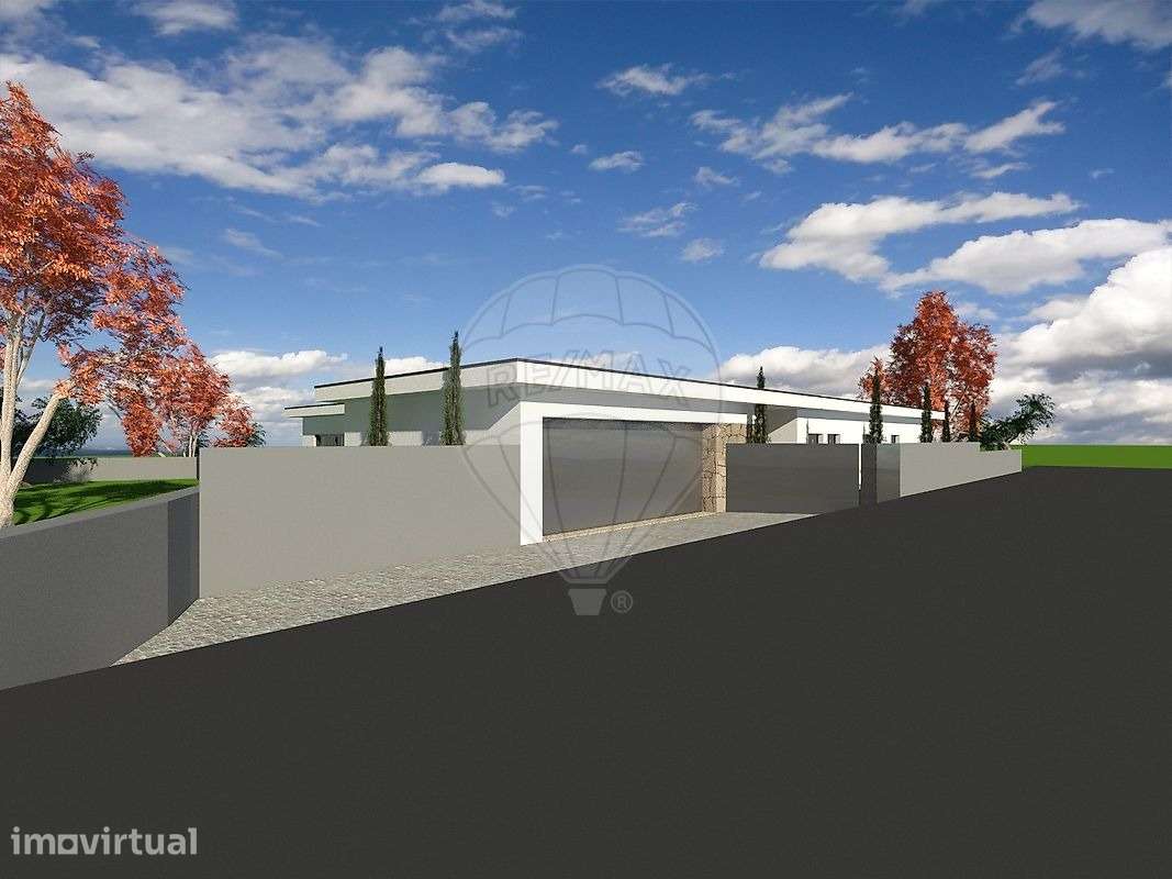 Terreno de construção (com projeto aprovado para moradia T4) -Jesufrei - Grande imagem: 4/7