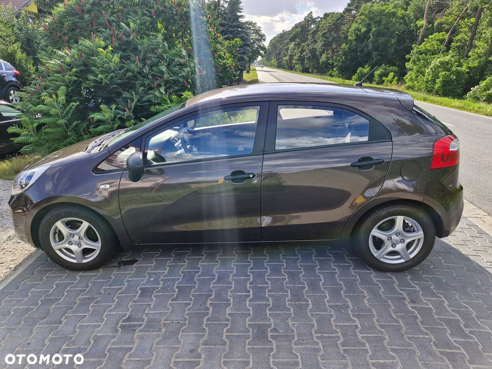 Kia Rio 1.2 Edition 7 - 4