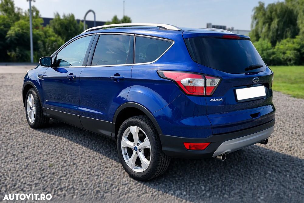 Ford Kuga 2.0 TDCi Powershift 4WD Titanium - 5