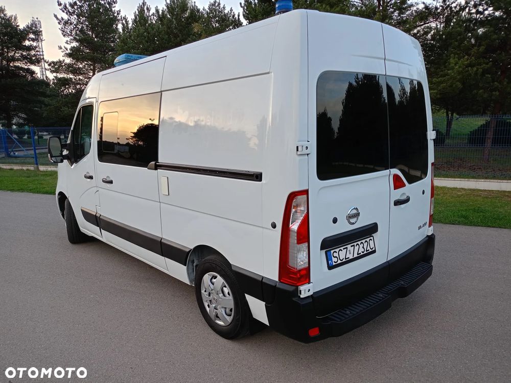 Nissan nv400 - 4