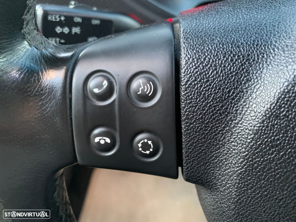 SEAT Leon 2.0 TDI FR DPF - 38