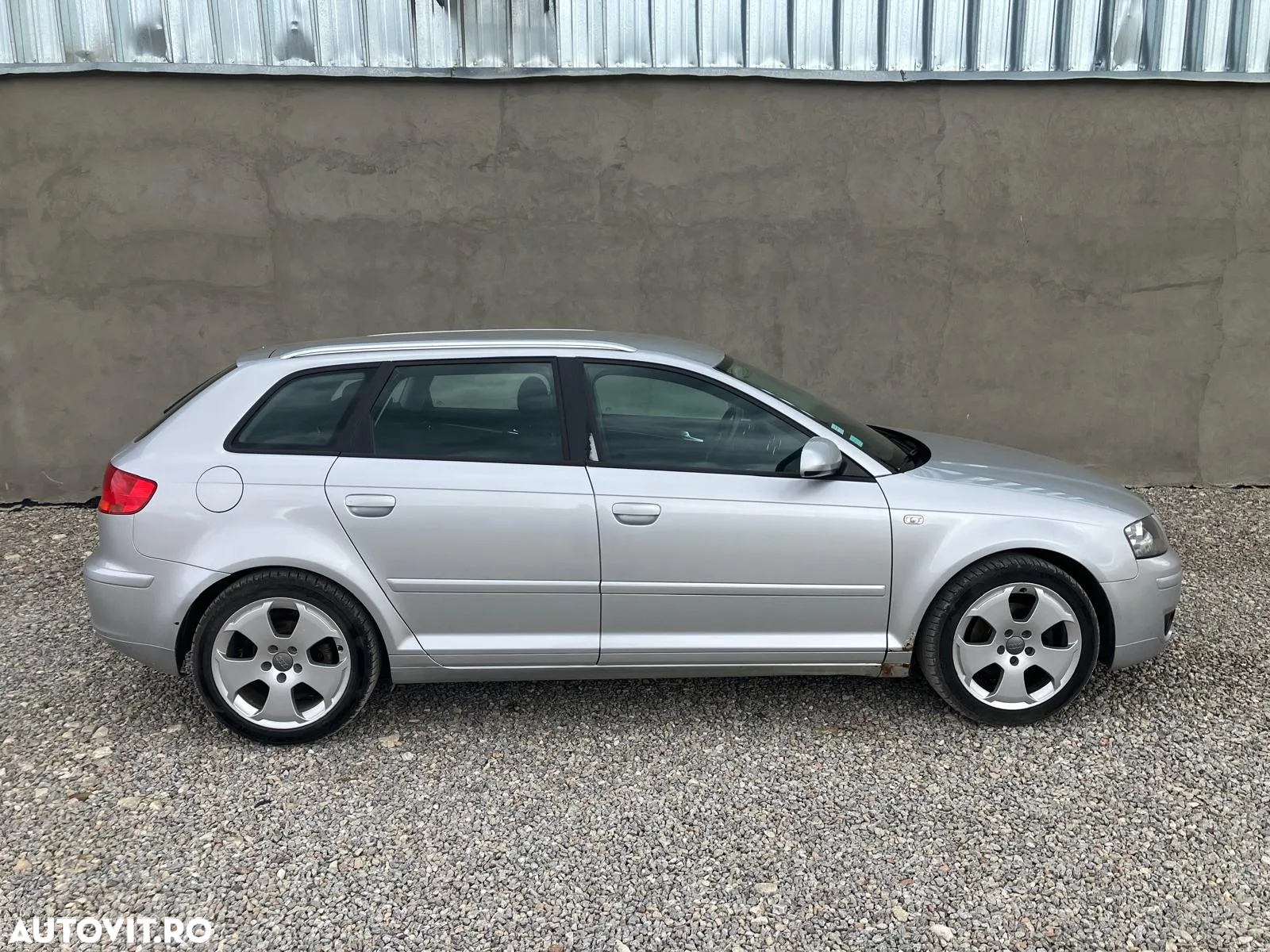Audi A3 2.0 TDI Sportback DPF Ambiente - 4