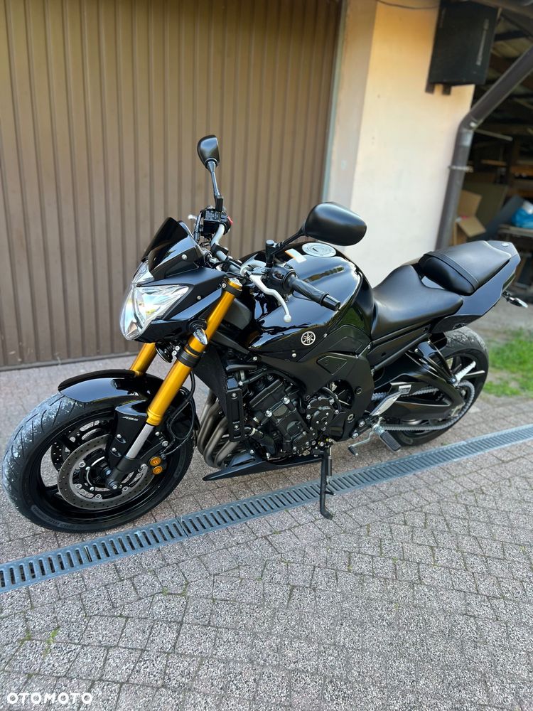 Yamaha FZ8 - 7