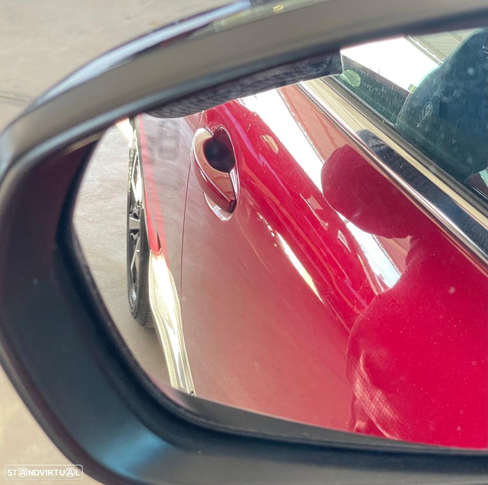 Peugeot 3008 1.2 PureTech GT Line EAT6 - 29