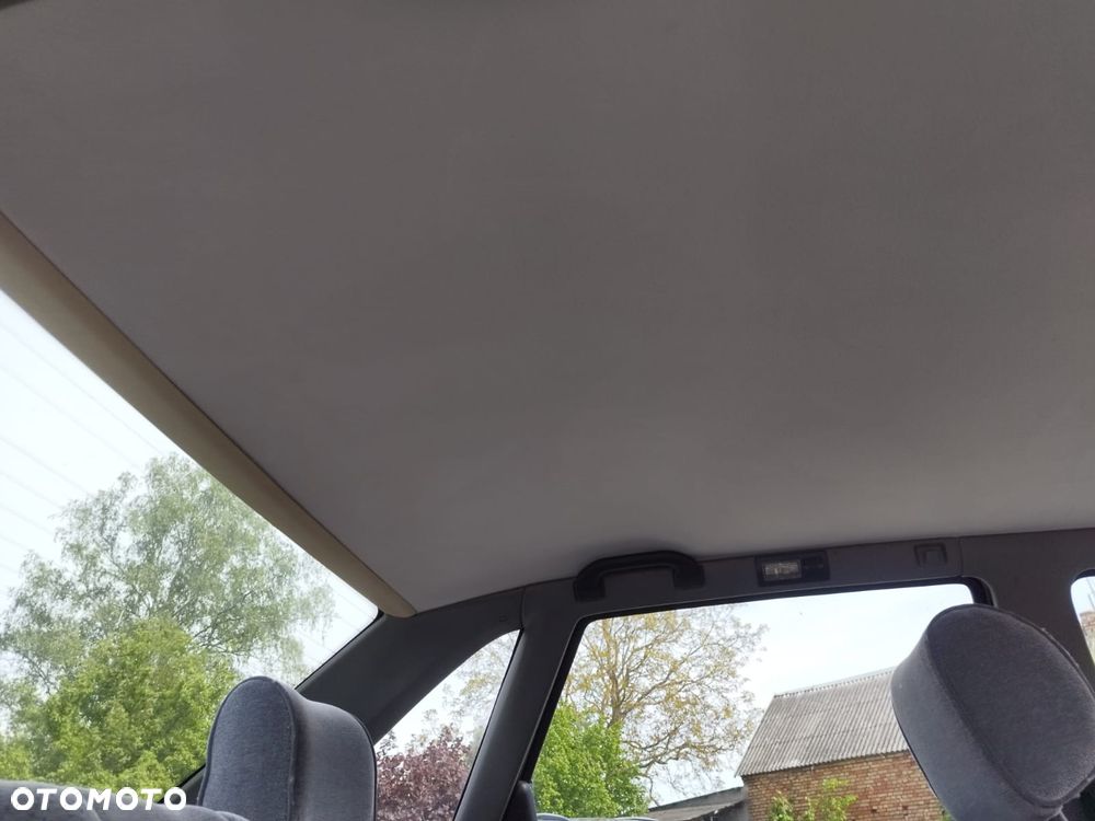 Volkswagen Passat 2.0 GL - 17
