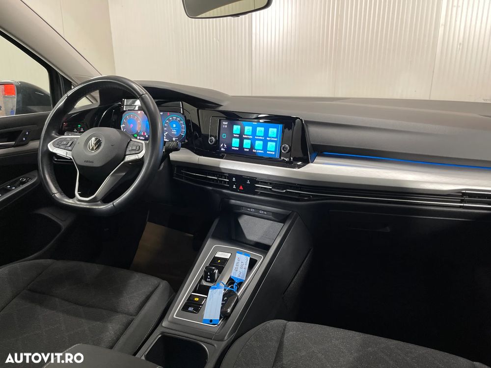 VOLKSWAGEN Golf 2022 — imagine 9