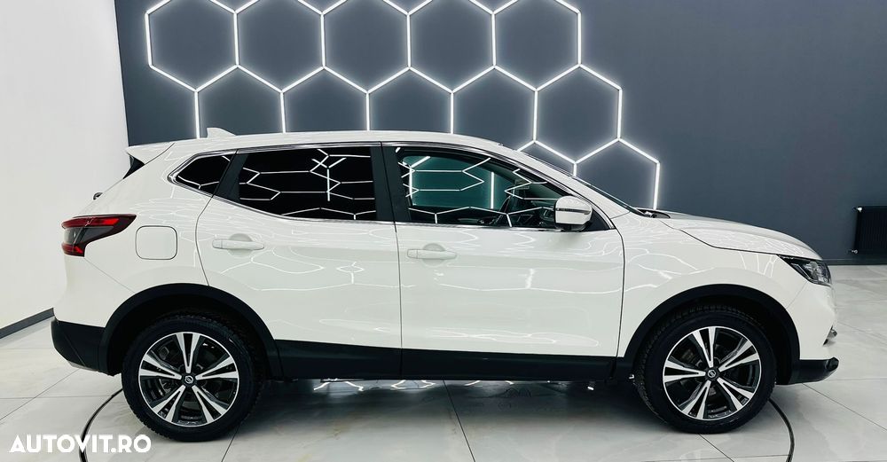 Nissan Qashqai 1.3 DIG-T DCT N-WAY - 31