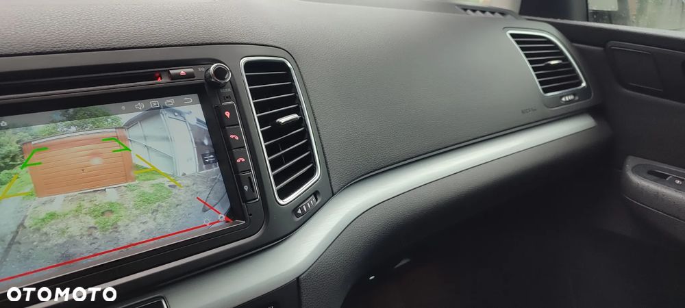 Volkswagen Sharan 2.0 TDI Highline DSG - 11