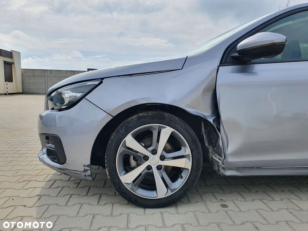 Peugeot 308 1.2 PureTech GPF Allure S&S - 15