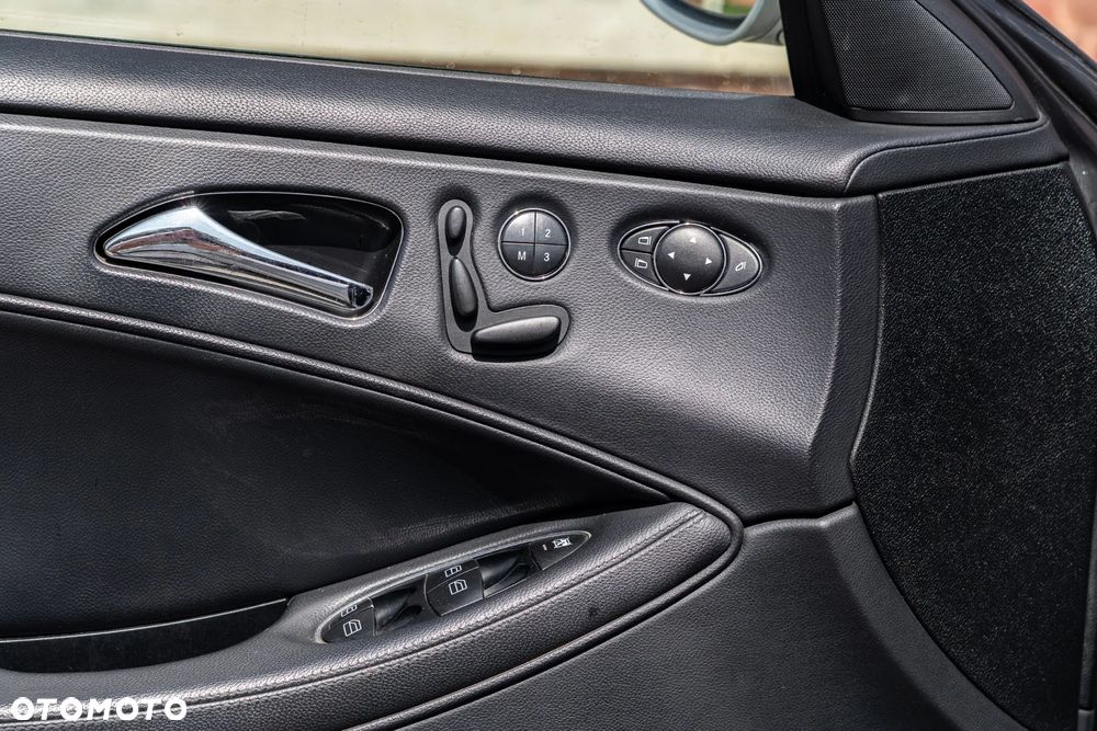 Mercedes-Benz CLS - 17