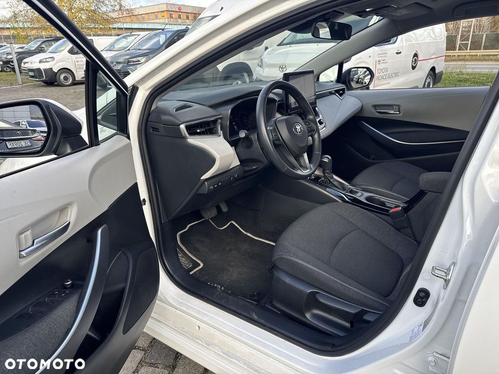 Toyota Corolla 1.8 Hybrid Comfort - 25