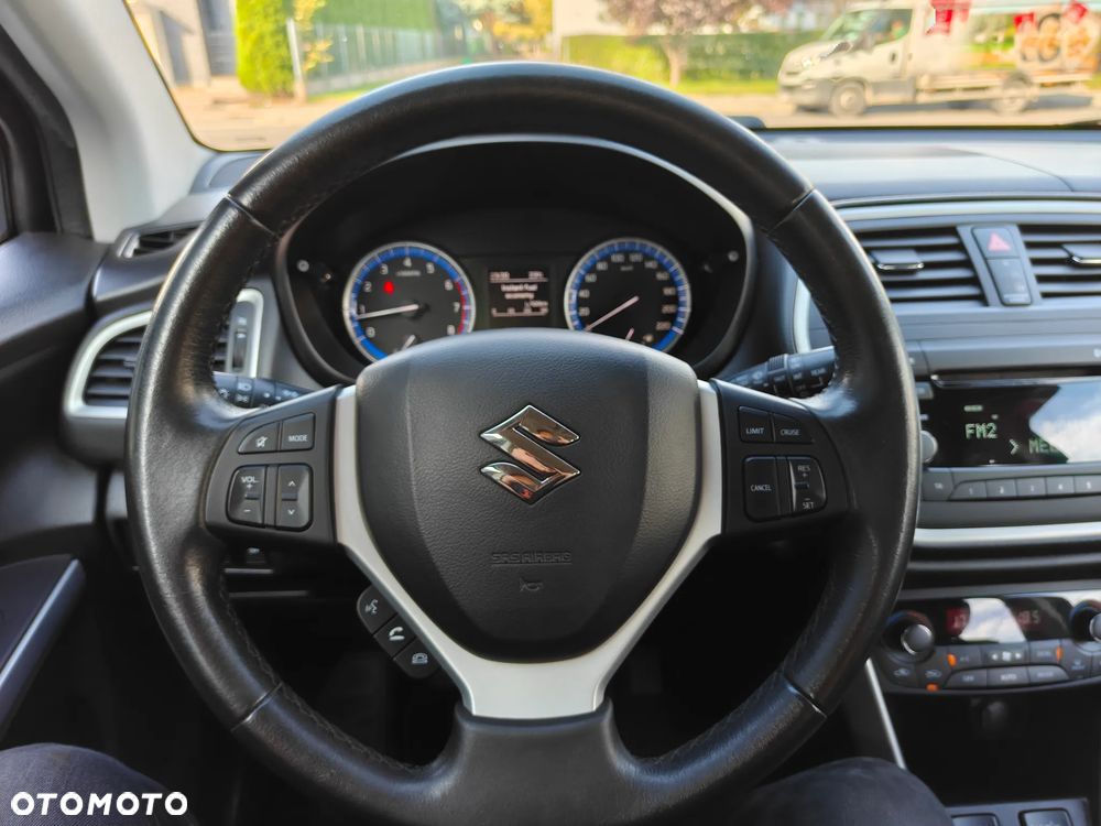 Suzuki SX4 S-Cross 2013