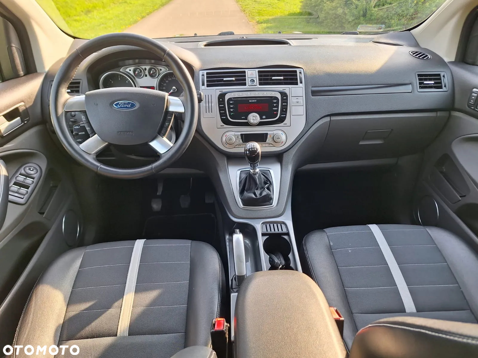 Ford Kuga 2.0 TDCi Titanium - 6