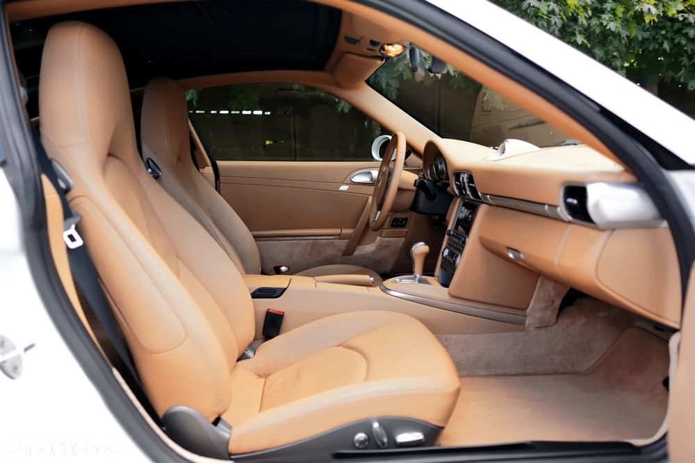 Porsche 911 - 19