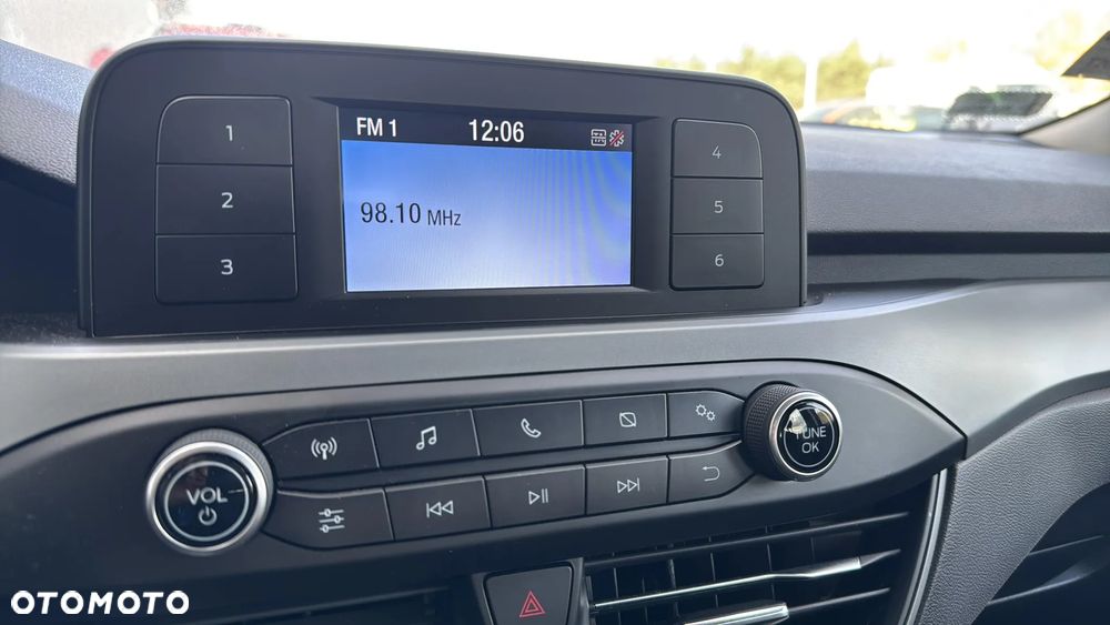 Ford Focus 1.0 EcoBoost Trend - 14