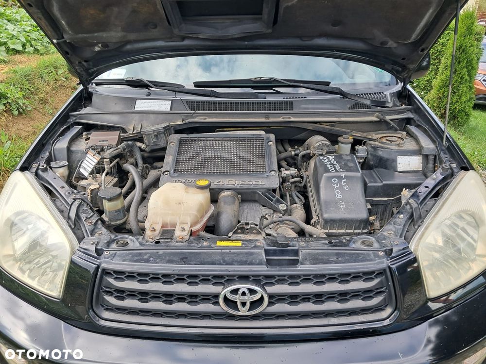 Toyota RAV4 - 6