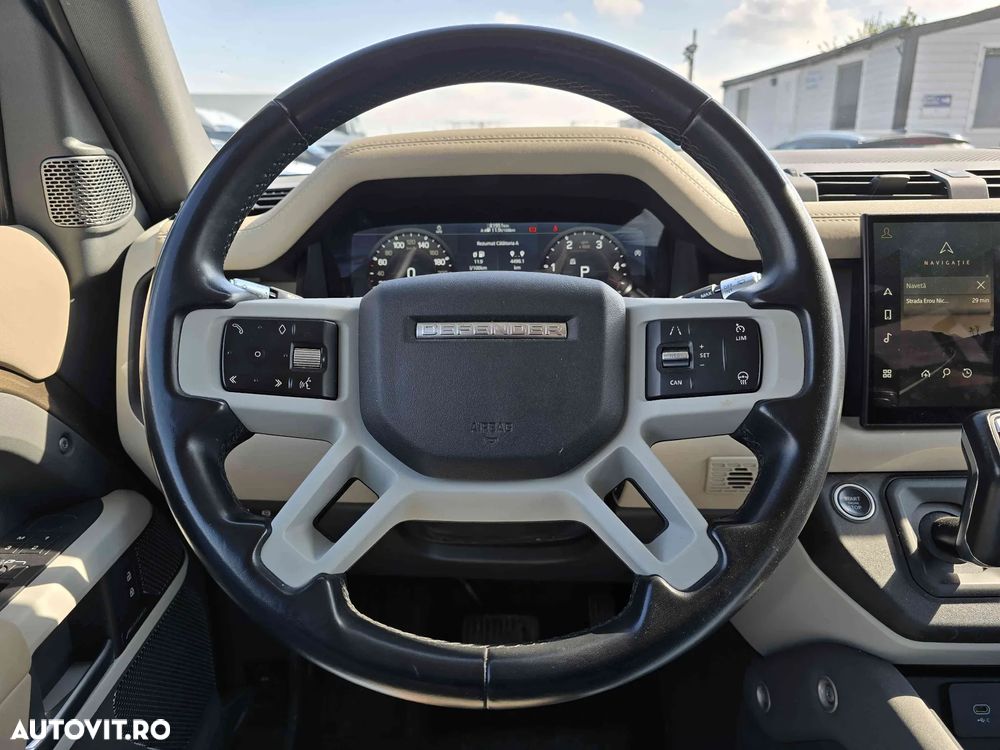 Land Rover Defender - 18