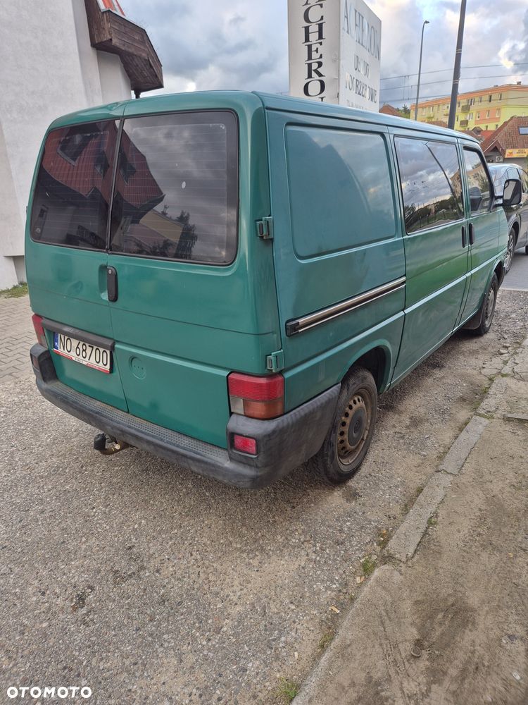 Volkswagen Transporter - 4