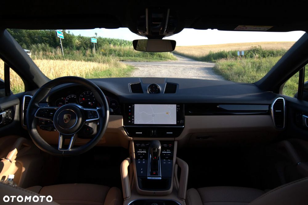 Porsche Cayenne Platinum Edition - 15