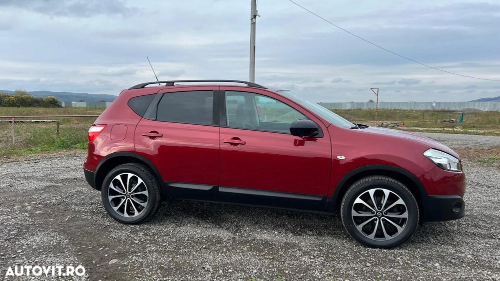Nissan Qashqai 1.6 DCI TEKNA - 6