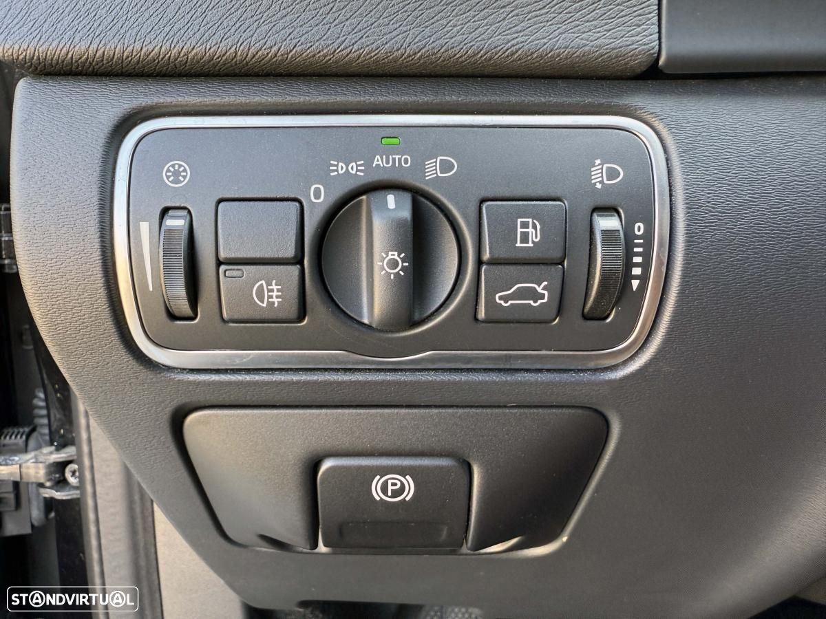 Volvo V60 2.0 D2 VOR Geartronic - 30