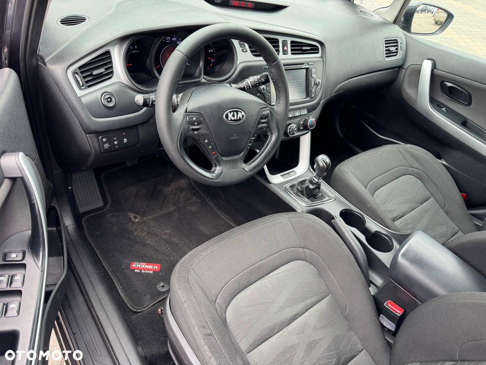 Kia Ceed 1.6 GDI ISG Dream Team Edition - 16