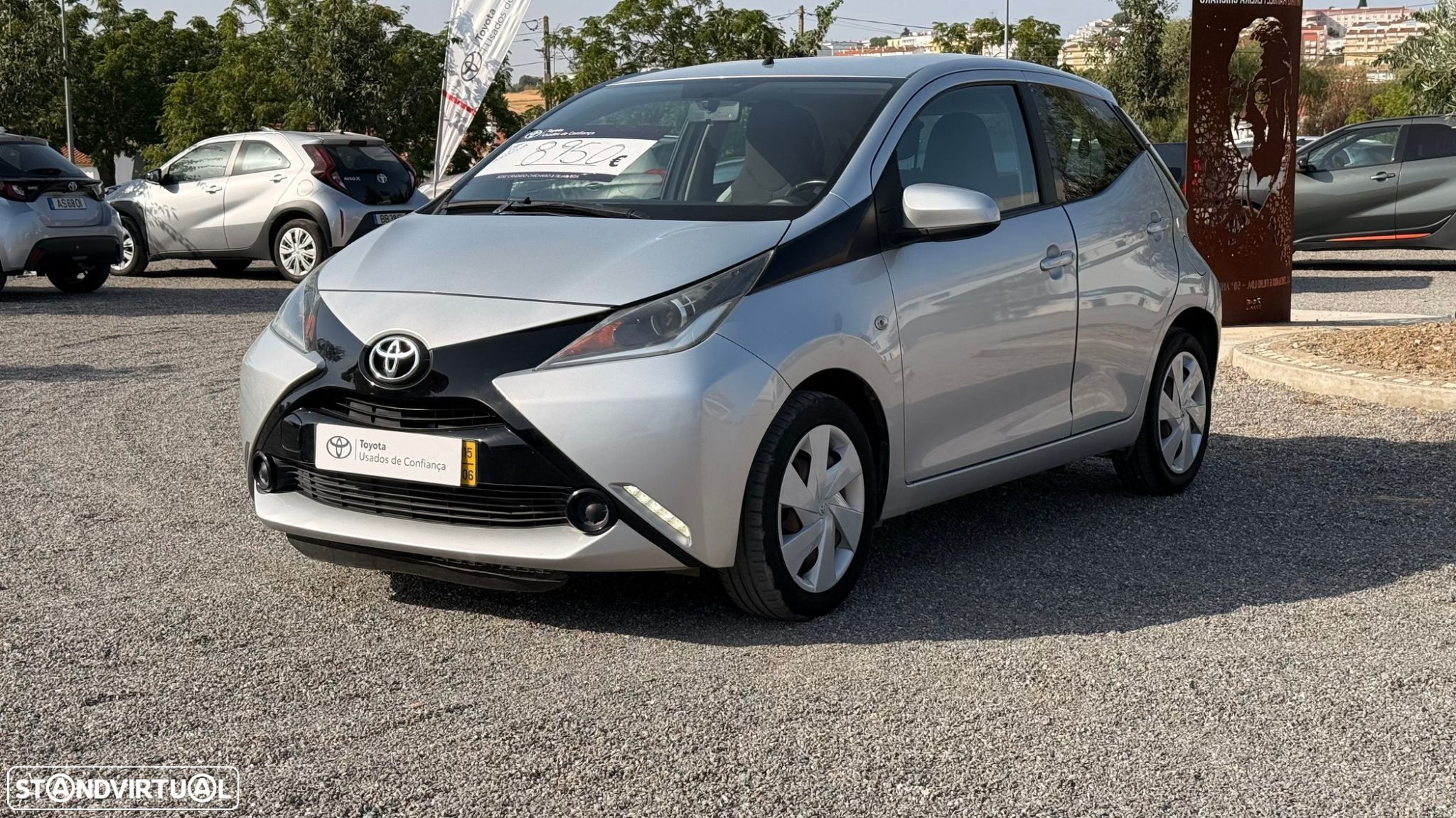 Toyota Aygo 1.0 X-Play Plus+X-Touch - 1