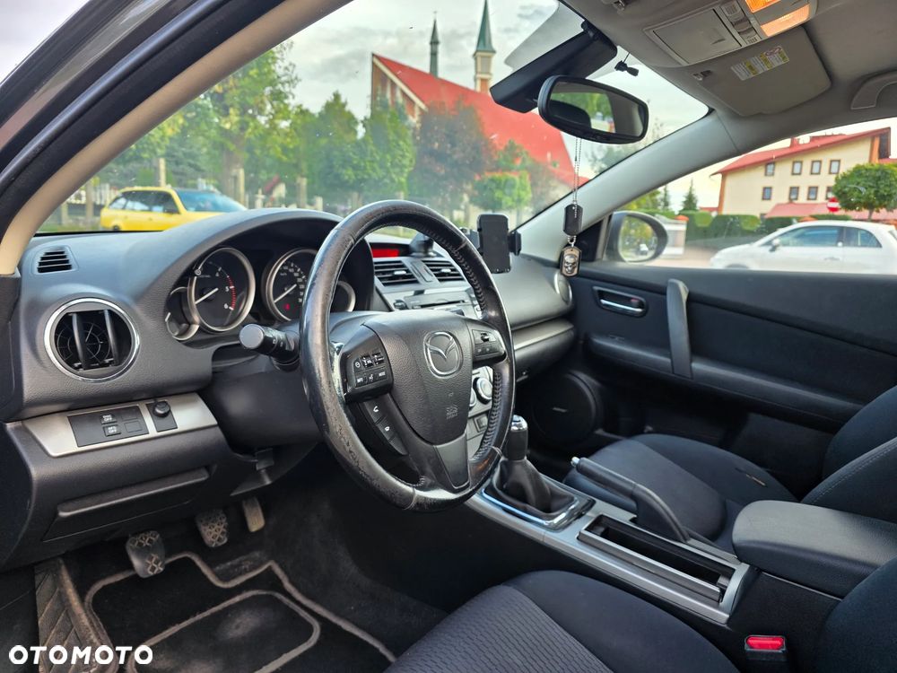 Mazda 6 - 8