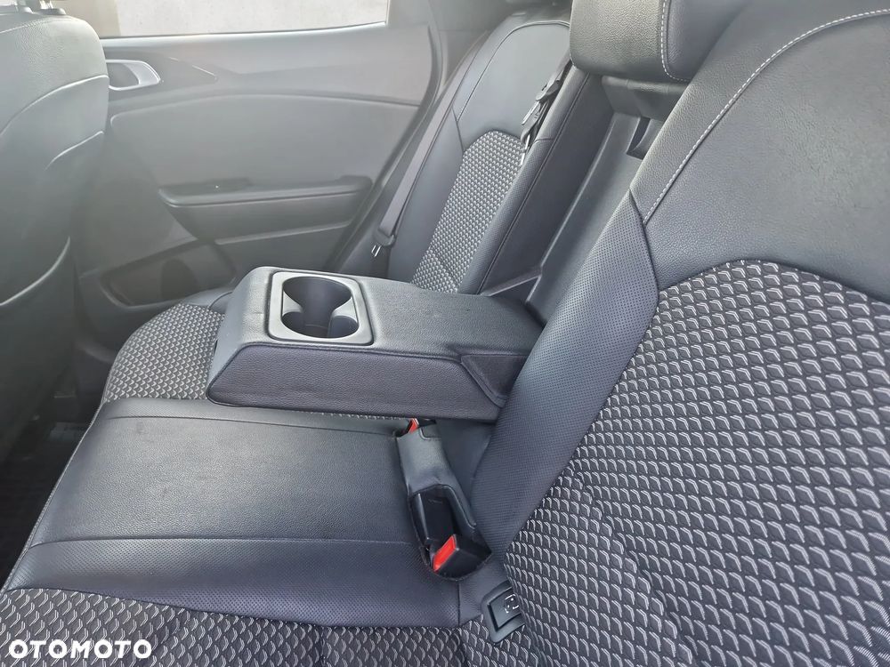 Kia XCeed 1.6 T-GDI L DCT - 18