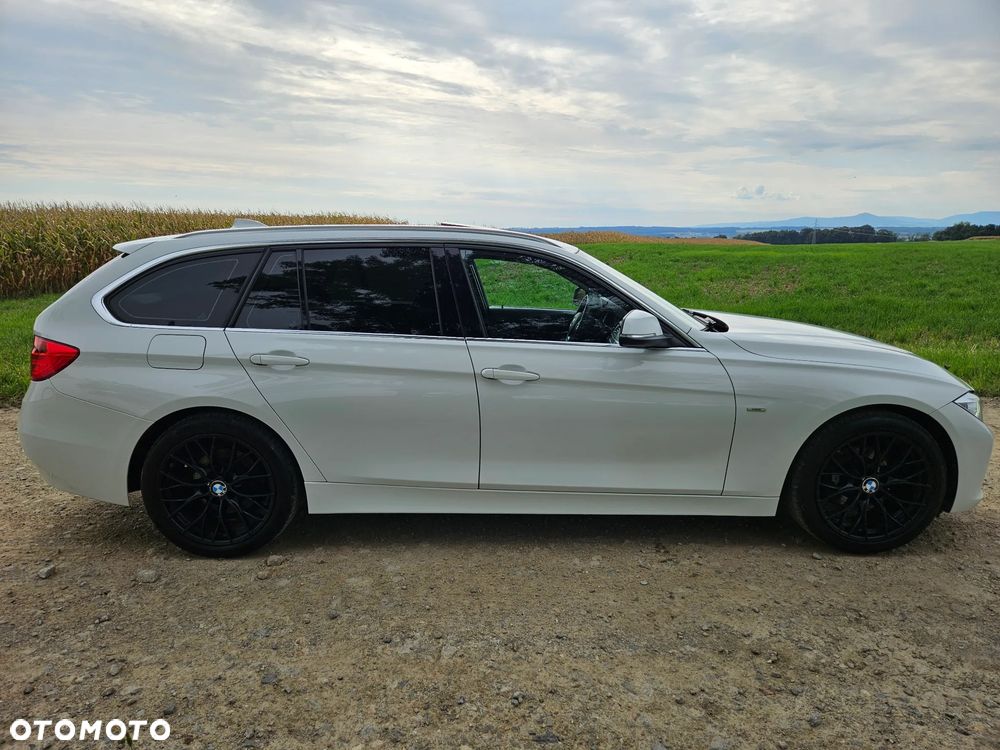 BMW Seria 3 318d Luxury Line - 19