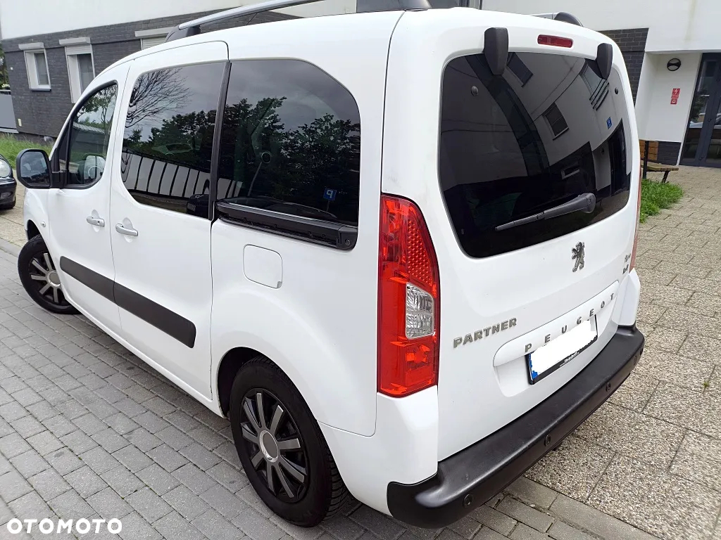 Peugeot Partner Tepee 90 Family - 21