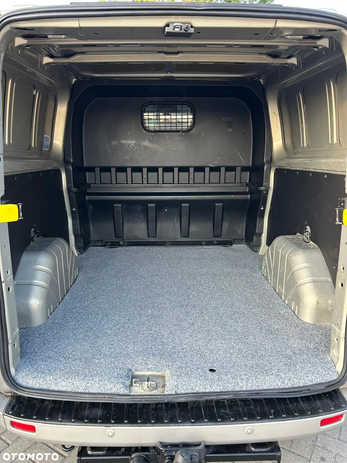 Ford Transit Custom 290 L2H1 Ambiente - 25
