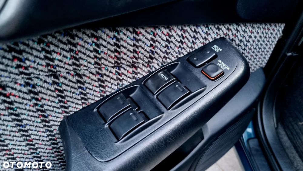 Toyota Carina - 7