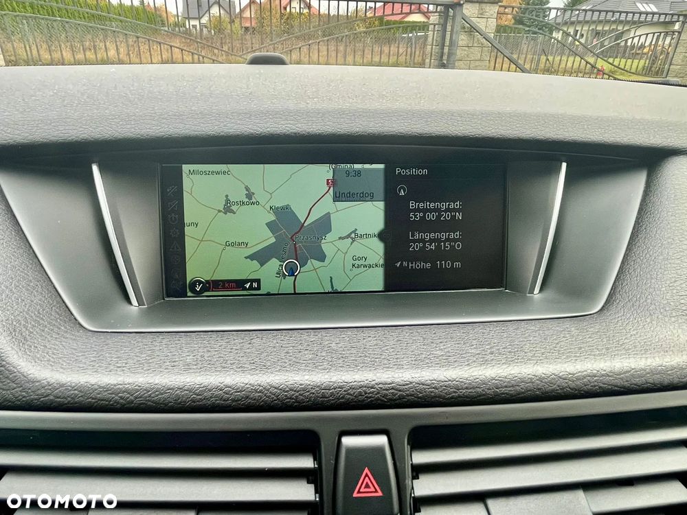 BMW X1 xDrive18d xLine - 14