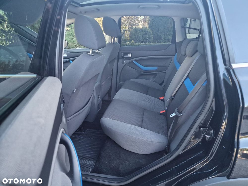 Ford Kuga 2.0 TDCi 4x4 Trend - 17
