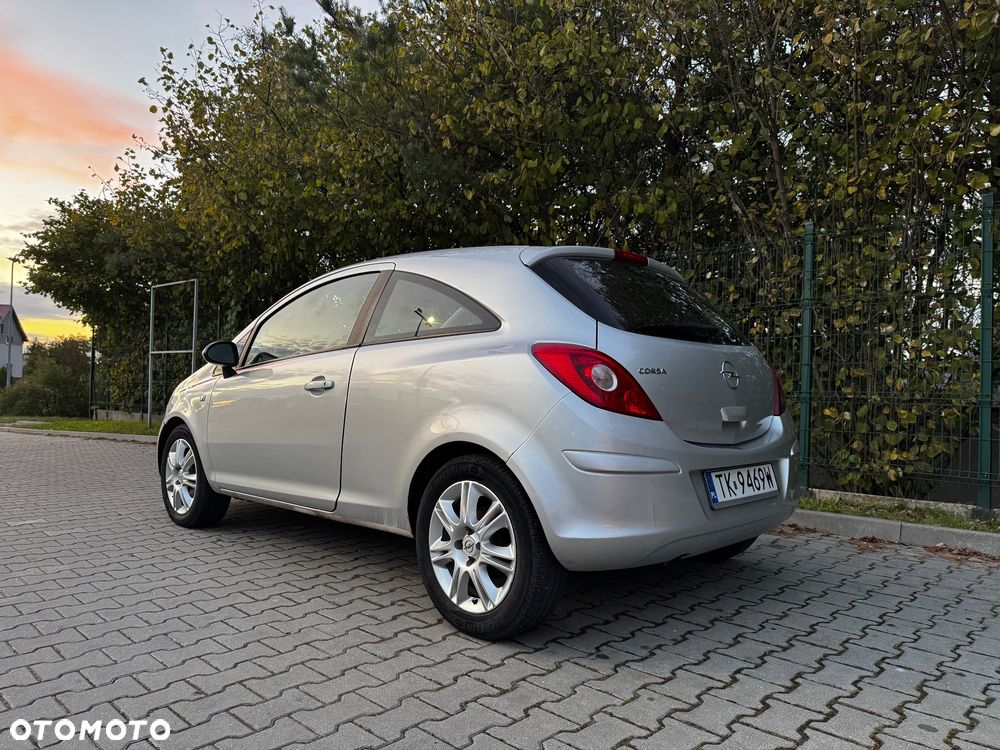 Opel Corsa - 12