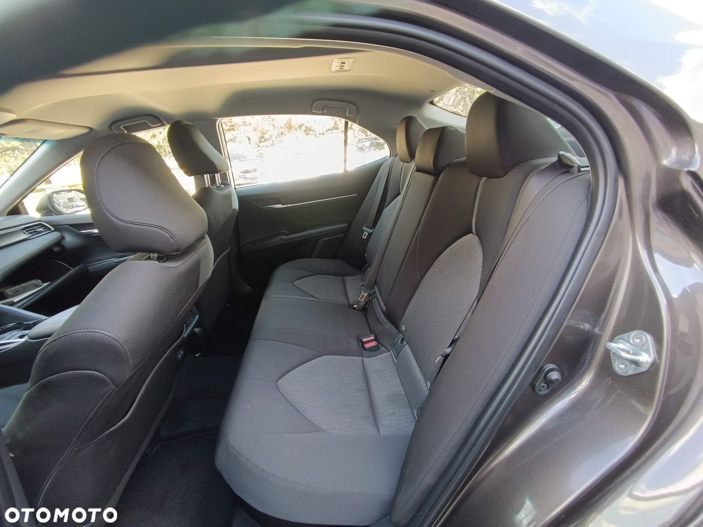 Toyota Camry - 8