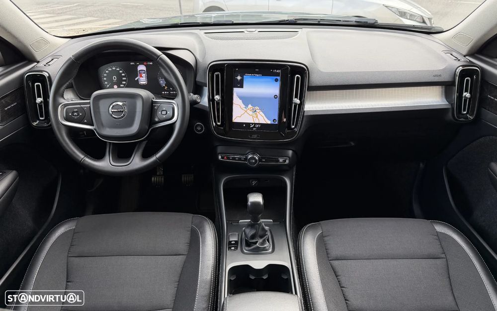 Volvo XC 40 2.0 D3 Momentum - 26